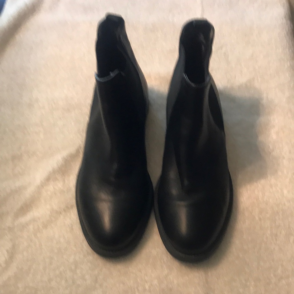Womens Black Leather upper boots size 7